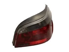 BMW 5 Serisi Stop Lambası Sol (Koyu Gri) 2003-2007 Arası Uyumlu TYC Marka 63210414700